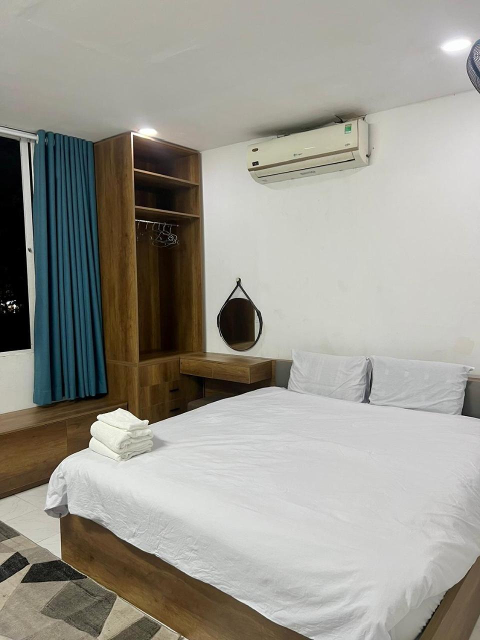 Modern Double With View - 5mins To Buivien Street, Benthanh Market Ho Chi Minh City