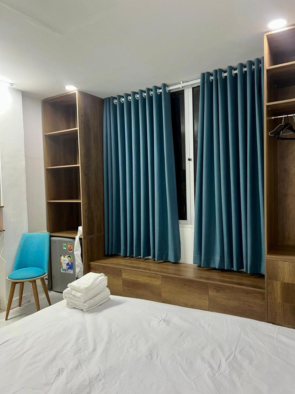 Modern Double With View - 5mins To Buivien Street, Benthanh Market * Ho Chi Minh City